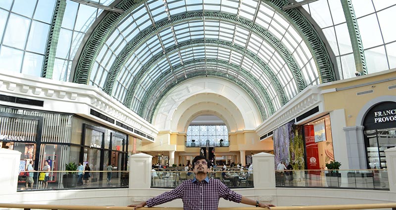 Experience the magic and the wonderful ambiance of the malls in Dubai